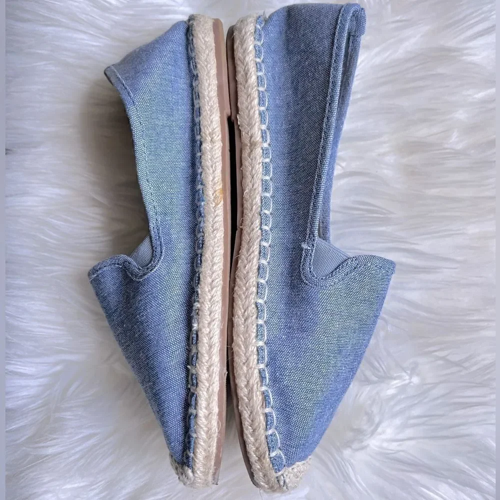 Old Navy chambray espadrilles slip on